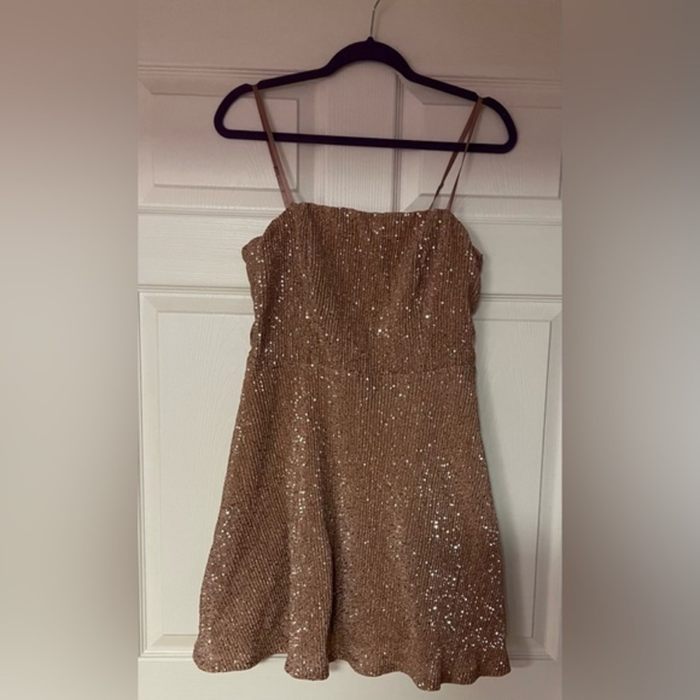 LuLu’s Rose Gold‎ Sequin Dress